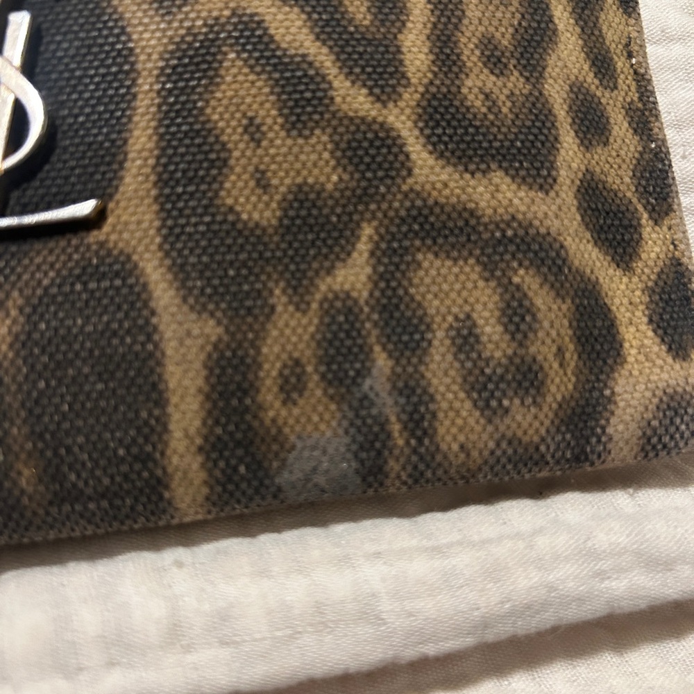 Gorgeous Authentic Ysl Wallet With Zipper - image 3